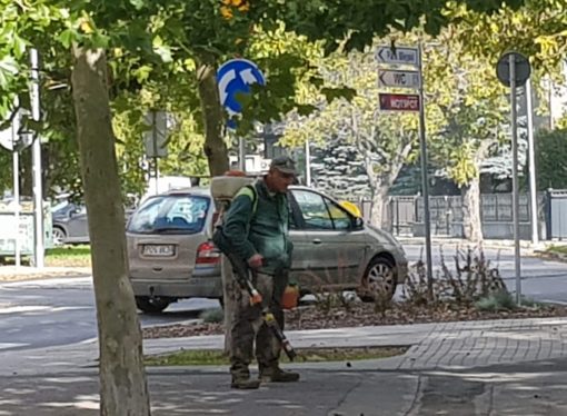 Walka ze smogiem, propaganda a praktyka